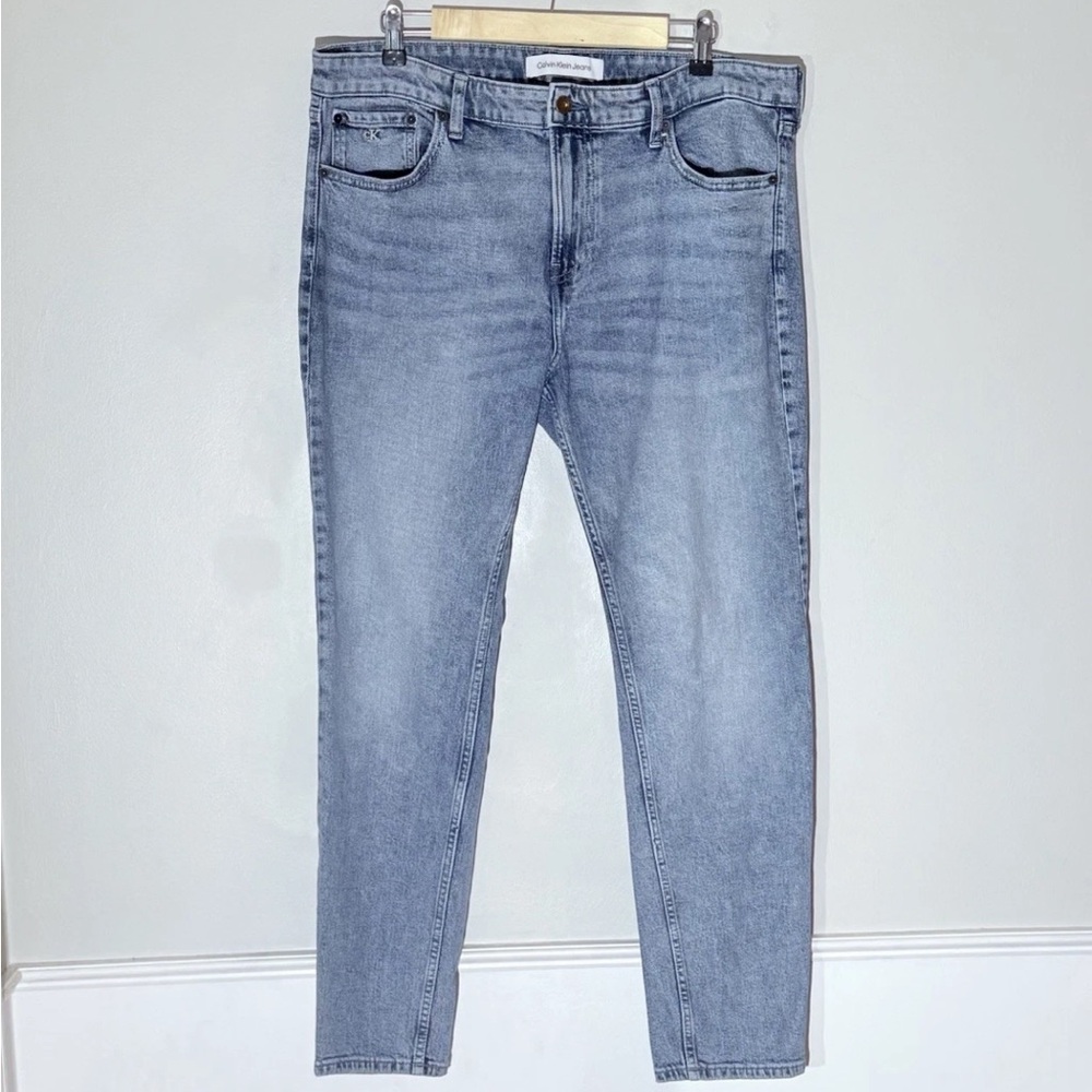 Calvin Klein Blue Skinny Jeans Mens 38x30 Light Wash Cotton Stretch - Picture 2 of 14